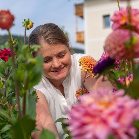 Hartlhof Urlaub Am Baby- Und Kinderbauernhof Villa Niederau Exterior foto